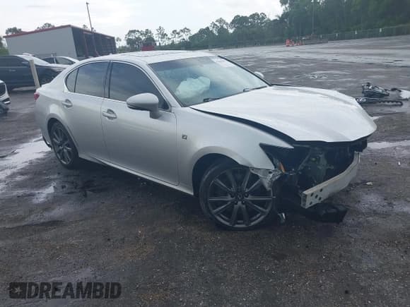 ✅ 2013 Lexus GS 350 • VIN: JTHBE1BL8D5019992 • Lot: 42646401. Wystawiony na IAAI z przebiegiem 95 724 mil. Bezpłatny archiwum sprzedaży aukcyjnych z USA i szczegółowy raport historii pojazdu na DreamBid. Zdjęcie 1.