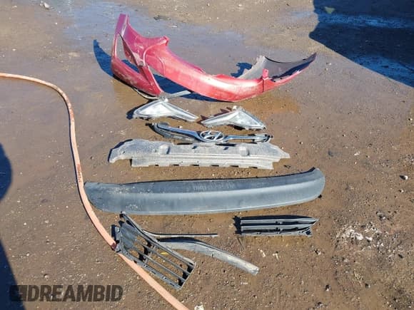 ✅ 2014 Hyundai Elantra SE • VIN: KMHDH4AE7EU081912 • Lot: 43493757. Listed on IAAI with 165,607 mi. Free auction sales archive from the USA and detailed vehicle history report at DreamBid. Image 12.