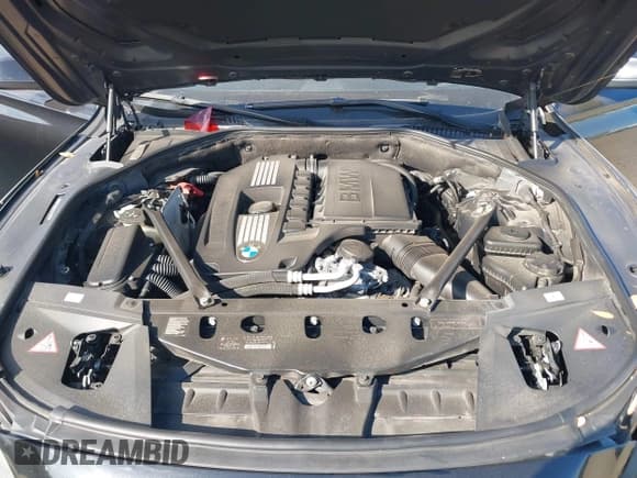 ✅ 2012 BMW 7 Series 740i • VIN: WBAKA4C51CC613636 • Lot: 41908801. Listed on IAAI with 127,725 mi. Free auction sales archive from the USA and detailed vehicle history report at DreamBid. Image 10.