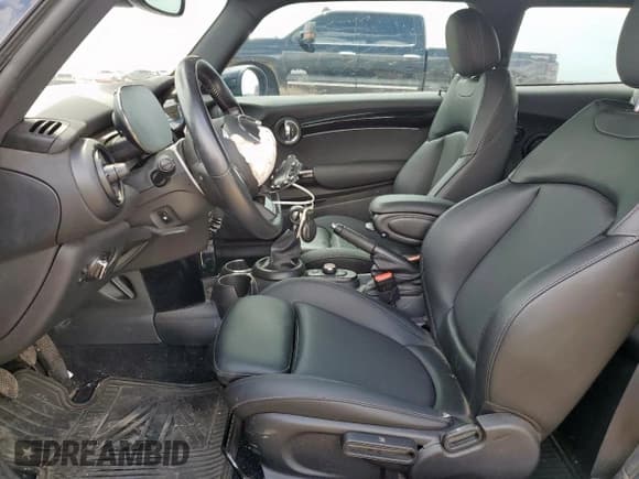 ✅ 2022 MINI Hardtop Cooper S • VIN: WMW53DH05N2P63360 • Lot: 61987265. Listed on Copart with 38,903 mi. Free auction sales archive from the USA and detailed vehicle history report at DreamBid. Image 7.