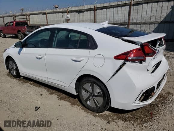 ✅ 2019 Hyundai Ioniq Blue • VIN: KMHC65LC4KU174126 • Lot: 73697504. Wystawiony na Copart z przebiegiem 116 223 mil. Bezpłatny archiwum sprzedaży aukcyjnych z USA i szczegółowy raport historii pojazdu na DreamBid. Zdjęcie 2.