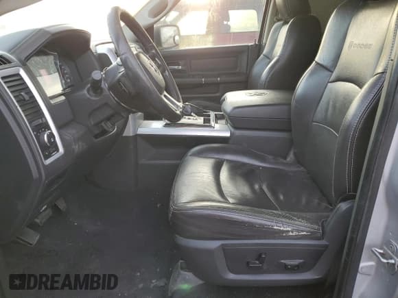 ✅ 2010 Dodge 1500 Laramie • VIN: 1D7RV1GT0AS174032 • Lot: 88287785. Wystawiony na Copart z przebiegiem 315 160 mil. Bezpłatny archiwum sprzedaży aukcyjnych z USA i szczegółowy raport historii pojazdu na DreamBid. Zdjęcie 7.