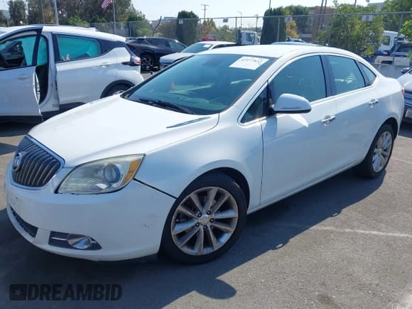 ✅ 2014 Buick Verano • VIN: 1G4PP5SK1E4159224 • Лот: 42977833. Опубликован ранее на IAAI с пробегом 115 913 миль. Бесплатный доступ к архиву аукционных продаж из США и подробный отчёт об истории автомобиля на DreamBid. Изображение 17.