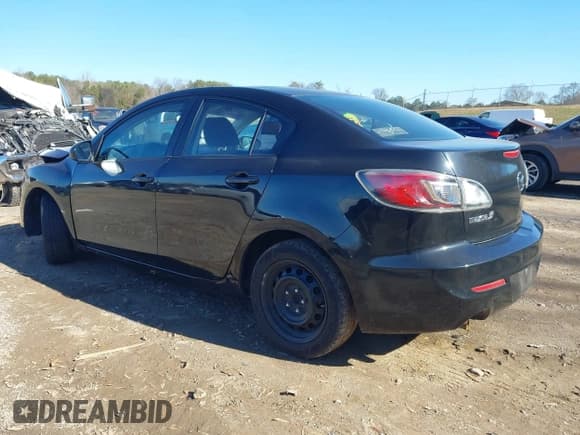 ✅ 2013 Mazda 3 i SV • VIN: JM1BL1TF4D1764570 • Lot: 43820862. Listed on IAAI with 171,826 mi. Free auction sales archive from the USA and detailed vehicle history report at DreamBid. Image 3.