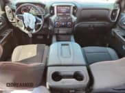 ✅ 2020 Chevrolet Silverado 1500 RST • VIN: 1GCUYEED6LZ231293 • Лот: 68972715. Опубликован ранее на Copart с пробегом 129 190 миль. Бесплатный доступ к архиву аукционных продаж из США и подробный отчёт об истории автомобиля на DreamBid. Изображение 8.