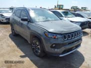 ✅ 2023 Jeep Compass (RED) Edition • VIN: 3C4NJDCNXPT542382 • Lot: 43197700. Wystawiony na IAAI z przebiegiem 48 906 mil. Bezpłatny archiwum sprzedaży aukcyjnych z USA i szczegółowy raport historii pojazdu na DreamBid. Zdjęcie 1.