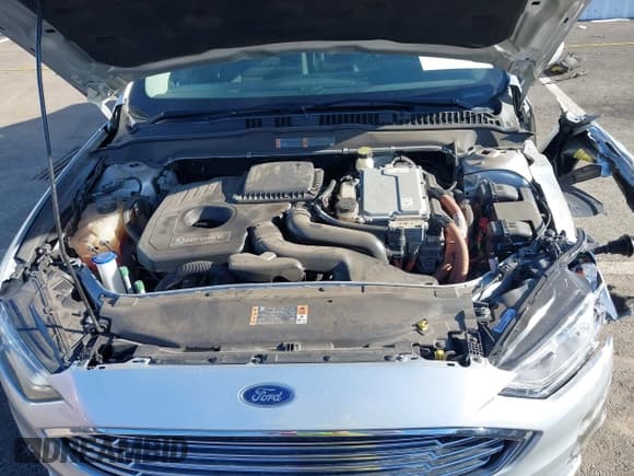 ✅ 2017 Ford Fusion Hybrid SE • VIN: 3FA6P0LU5HR217159 • Lot: 42200372. Listed on IAAI with 112,897 mi. Free auction sales archive from the USA and detailed vehicle history report at DreamBid. Image 10.