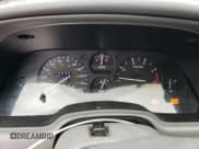 ✅ 1996 Mercury Cougar XR7 • VIN: 1MELM62W2TH639247 • Lot: 52210735. Wystawiony na Copart z przebiegiem 45 211 mil. Bezpłatny archiwum sprzedaży aukcyjnych z USA i szczegółowy raport historii pojazdu na DreamBid. Zdjęcie 9.