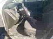 2014 Chevrolet Cruze 1LT z VIN 1G1PC5SB5E7435668, wystawiony jako Copart lot #86121945 z przebiegiem 82 481 mil mil oraz Szkoda całkowita • Salvage title. Historia ofert i sprzedaży dostępna na DreamBid. Obrazek 7.