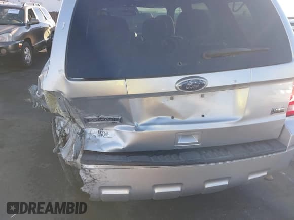 ✅ 2012 Ford Escape XLT • VIN: 1FMCU9DG4CKC51167 • Лот: 41165877. Опубликован ранее на IAAI с пробегом 187 612 миль. Бесплатный доступ к архиву аукционных продаж из США и подробный отчёт об истории автомобиля на DreamBid. Изображение 13.