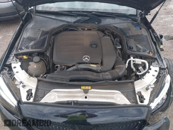 ✅ 2021 Mercedes-Benz C 300 • VIN: W1KWF8EB9MR609337 • Lot: 42653947. Wystawiony na IAAI z przebiegiem 32 375 mil. Bezpłatny archiwum sprzedaży aukcyjnych z USA i szczegółowy raport historii pojazdu na DreamBid. Zdjęcie 10.