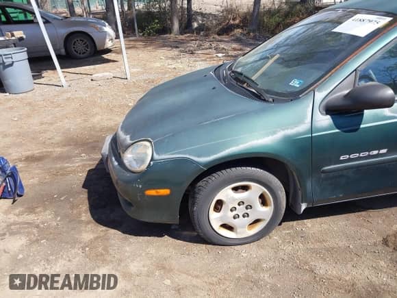 2000 Dodge Neon Highline z VIN 1B3ES46C1YD608463, wystawiony jako IAAI lot #41887975 z przebiegiem 149 553 mil mil oraz . Historia ofert i sprzedaży dostępna na DreamBid. Obrazek 6.