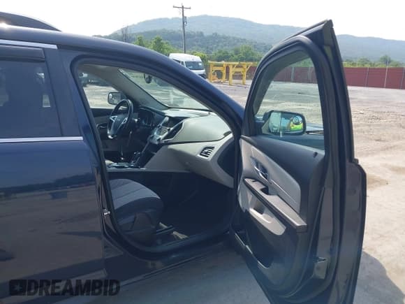 ✅ 2016 GMC Terrain SLE • VIN: 2GKFLTE32G6114870 • Lot: 42902830. Listed on IAAI with 86,632 mi. Free auction sales archive from the USA and detailed vehicle history report at DreamBid. Image 5.