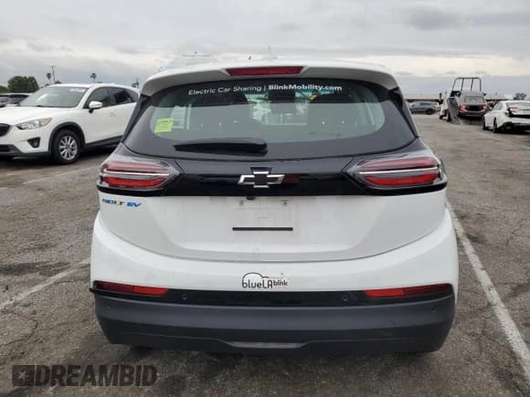 ✅ 2023 Chevrolet Bolt EV 1LT • VIN: 1G1FW6S07P4127266 • Lot: 39827214. Wystawiony na Copart z przebiegiem 2 987 mil. Bezpłatny archiwum sprzedaży aukcyjnych z USA i szczegółowy raport historii pojazdu na DreamBid. Zdjęcie 6.
