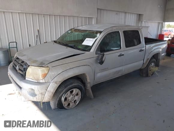 ✅ 2008 Toyota Tacoma PreRunner • VIN: 3TMJU62N58M055203 • Lot: 43674114. Listed on IAAI with 104,583 mi. Free auction sales archive from the USA and detailed vehicle history report at DreamBid. Image 17.