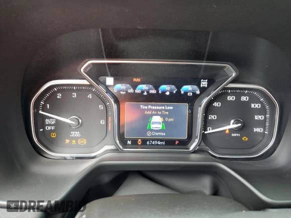 ✅ 2021 GMC Yukon XL AT4 • VIN: 1GKS2HKD4MR184155 • Lot: 63466915. Wystawiony na Copart z przebiegiem 67 494 mil. Bezpłatny archiwum sprzedaży aukcyjnych z USA i szczegółowy raport historii pojazdu na DreamBid. Zdjęcie 9.