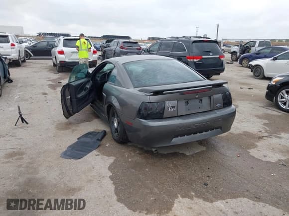 ✅ 2003 Ford Mustang Standard • VIN: 1FAFP40473F383331 • Lot: 42128521. Listed on IAAI with 226,165 mi. Free auction sales archive from the USA and detailed vehicle history report at DreamBid. Image 3.