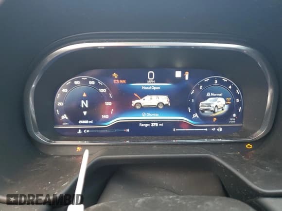 ✅ 2022 Chevrolet Suburban RST • VIN: 1GNSKEKD8NR239600 • Lot: 64103875. Listed on Copart with 21,369 mi. Free auction sales archive from the USA and detailed vehicle history report at DreamBid. Image 9.