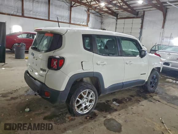 ✅ 2018 Jeep Renegade Sport • VIN: ZACCJBAB3JPH60344 • Lot: 93494085. Wystawiony na Copart z przebiegiem 39 810 mil. Bezpłatny archiwum sprzedaży aukcyjnych z USA i szczegółowy raport historii pojazdu na DreamBid. Zdjęcie 3.