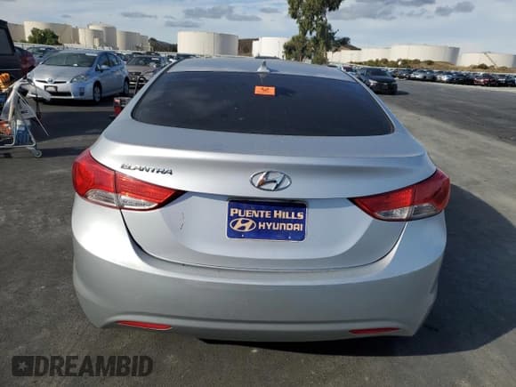 ✅ 2013 Hyundai Elantra GLS • VIN: 5NPDH4AE4DH194794 • Lot: 90623085. Listed on Copart with 188,105 mi. Free auction sales archive from the USA and detailed vehicle history report at DreamBid. Image 6.