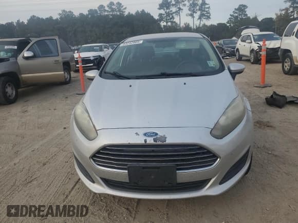 ✅ 2015 Ford Fiesta S • VIN: 3FADP4AJXFM202755 • Lot: 93242805. Listed on Copart with 180,379 mi. Free auction sales archive from the USA and detailed vehicle history report at DreamBid. Image 5.