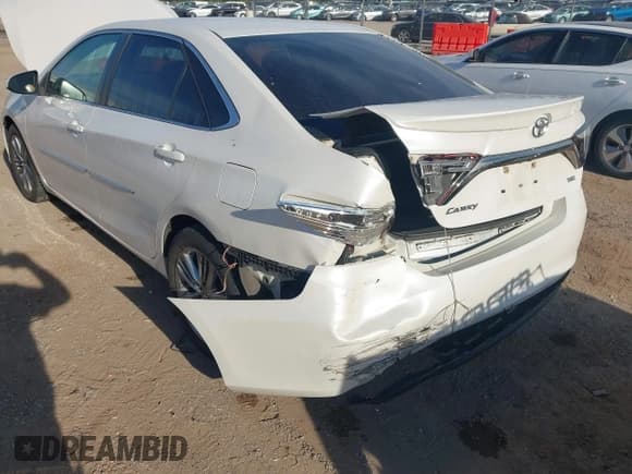 ✅ 2015 Toyota Camry LE • VIN: 4T1BF1FK1FU072005 • Лот: 43353364. Опубликован ранее на IAAI с пробегом 141 037 миль. Бесплатный доступ к архиву аукционных продаж из США и подробный отчёт об истории автомобиля на DreamBid. Изображение 6.