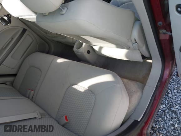 ✅ 2008 Chevrolet HHR LS • VIN: 3GNDA13DX8S650811 • Lot: 43399032. Listed on IAAI with 245,908 mi. Free auction sales archive from the USA and detailed vehicle history report at DreamBid. Image 8.