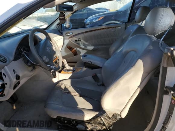 ✅ 2003 Mercedes-Benz CLK 500 • VIN: WDBTJ75J23F016902 • Lot: 86643094. Listed on Copart with 194,481 mi. Free auction sales archive from the USA and detailed vehicle history report at DreamBid. Image 7.