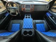 ✅ 2004 Ford Excursion Eddie Bauer • VIN: 1FMSU45P14EA06923 • Лот: 68499975. Опубликован ранее на Copart с пробегом 186 217 миль. Бесплатный доступ к архиву аукционных продаж из США и подробный отчёт об истории автомобиля на DreamBid. Изображение 9.