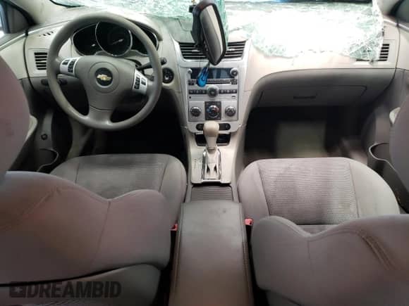 2012 Chevrolet Malibu 1LT z VIN 1G1ZC5E06CF171446, wystawiony jako Copart lot #70004445 z przebiegiem 75 340 mil mil oraz Szkoda całkowita • Salvage title. Historia ofert i sprzedaży dostępna na DreamBid. Obrazek 8.