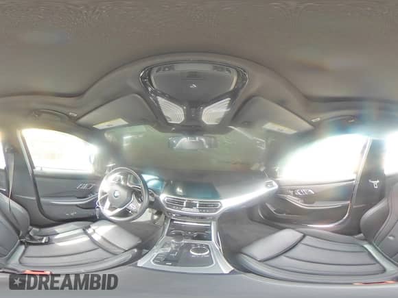 2022 BMW 3 Series 330i z VIN 3MW5R1J02N8C40435, wystawiony jako Copart lot #70088945 z przebiegiem Nie podano mil oraz Nie do naprawy • Non repairable. Historia ofert i sprzedaży dostępna na DreamBid. Obrazek 15.