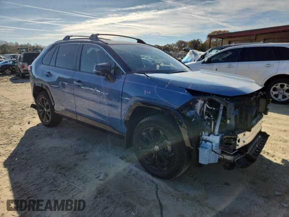 ✅ 2022 Toyota RAV4 Hybrid XSE • VIN: 4T3E6RFV7NU097082 • Лот: 92422115. Опубликован ранее на Copart с пробегом 46 822 миль. Бесплатный доступ к архиву аукционных продаж из США и подробный отчёт об истории автомобиля на DreamBid. Изображение 4.