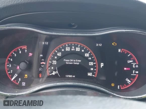 ✅ 2015 Dodge Durango SXT • VIN: 1C4RDHAG1FC809830 • Lot: 43303212. Wystawiony na IAAI z przebiegiem 137 893 mil. Bezpłatny archiwum sprzedaży aukcyjnych z USA i szczegółowy raport historii pojazdu na DreamBid. Zdjęcie 7.