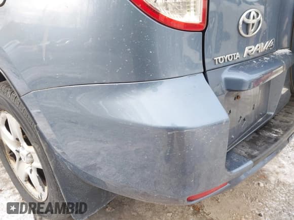 ✅ 2010 Toyota RAV4 • VIN: 2T3BF4DV0AW055050 • Лот: 43835020. Опубликован ранее на IAAI с пробегом 204 055 миль. Бесплатный доступ к архиву аукционных продаж из США и подробный отчёт об истории автомобиля на DreamBid. Изображение 16.