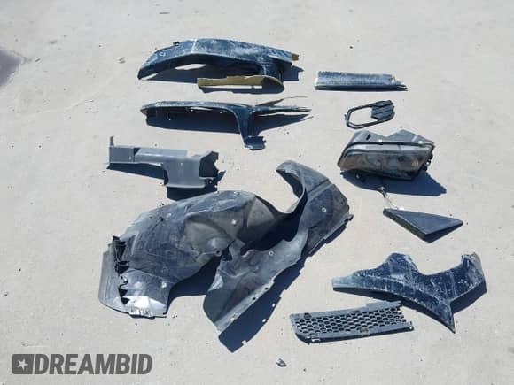 2009 Dodge Charger SRT-8 с VIN 2B3LA73W29H568764, выставлен на аукционе IAAI как лот 41869358 с пробегом 96 029 миль миль и . История ставок и продаж доступна на DreamBid. Изображение 12.