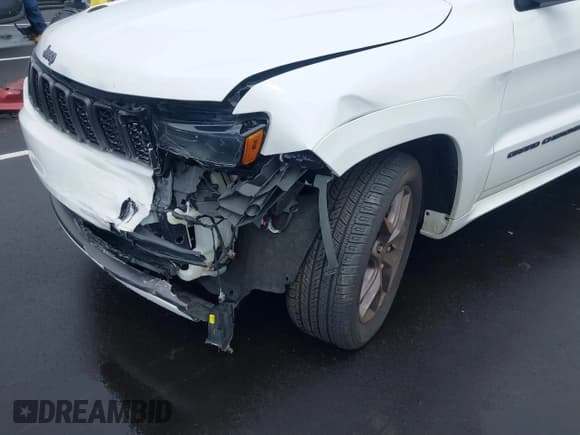 ✅ 2020 Jeep Grand Cherokee Limited X • VIN: 1C4RJFBT2LC385577 • Лот: 42983521. Опубликован ранее на IAAI с пробегом 67 074 миль. Бесплатный доступ к архиву аукционных продаж из США и подробный отчёт об истории автомобиля на DreamBid. Изображение 6.