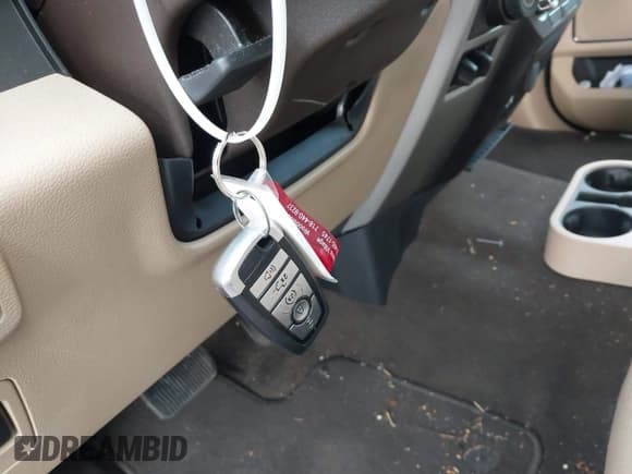 ✅ 2019 Ford F-150 • VIN: 1FTFX1C48KKD43592 • Lot: 43614058. Listed on IAAI with 48,360 mi. Free auction sales archive from the USA and detailed vehicle history report at DreamBid. Image 11.