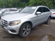 ✅ 2018 Mercedes-Benz GLC 300 • VIN: WDC0G4KB0JV052485 • Lot: 42589273. Wystawiony na IAAI z przebiegiem 131 912 mil. Bezpłatny archiwum sprzedaży aukcyjnych z USA i szczegółowy raport historii pojazdu na DreamBid. Zdjęcie 2.