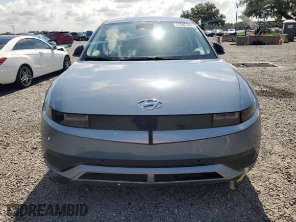 2022 Hyundai Ioniq 5 SEL z VIN KM8KN4AE7NU050692, wystawiony jako Copart lot #61981404 z przebiegiem 21 728 mil mil oraz Szkoda całkowita • Salvage title. Historia ofert i sprzedaży dostępna na DreamBid. Obrazek 5.