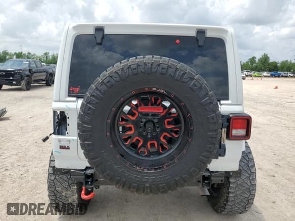 ✅ 2022 Jeep Wrangler Unlimited Sahara • VIN: 1C4HJXEG4NW254507 • Лот: 54151955. Опубликован ранее на Copart с пробегом 30 547 миль. Бесплатный доступ к архиву аукционных продаж из США и подробный отчёт об истории автомобиля на DreamBid. Изображение 6.