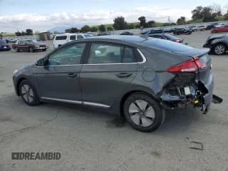 ✅ 2022 Hyundai Ioniq SE • VIN: KMHC75LC5NU282840 • Lot: 53743165. Wystawiony na Copart z przebiegiem 56 030 mil. Bezpłatny archiwum sprzedaży aukcyjnych z USA i szczegółowy raport historii pojazdu na DreamBid. Zdjęcie 2.