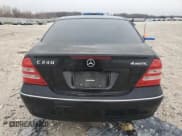 ✅ 2003 Mercedes-Benz C 240 • VIN: WDBRF81J03F374264 • Lot: 51058085. Wystawiony na Copart z przebiegiem 167 865 mil. Bezpłatny archiwum sprzedaży aukcyjnych z USA i szczegółowy raport historii pojazdu na DreamBid. Zdjęcie 6.