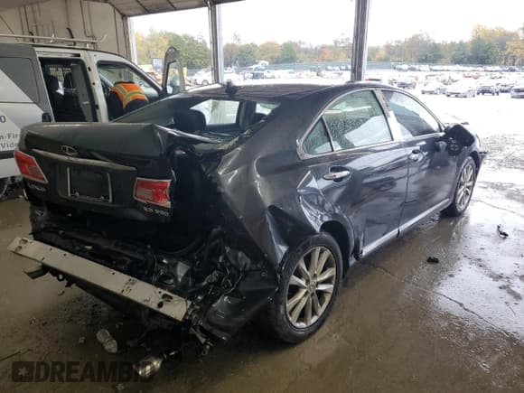 ✅ 2010 Lexus ES 330 • VIN: JTHBK1EG9A2406653 • Лот: 90400495. Опубликован ранее на Copart с пробегом 175 507 миль. Бесплатный доступ к архиву аукционных продаж из США и подробный отчёт об истории автомобиля на DreamBid. Изображение 3.