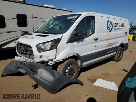 ✅ 2017 Ford Transit • VIN: 1FTYR1YG6HKB25598 • Lot: 69926424. Listed on Copart with 104,473 mi. Free auction sales archive from the USA and detailed vehicle history report at DreamBid. Image 1.