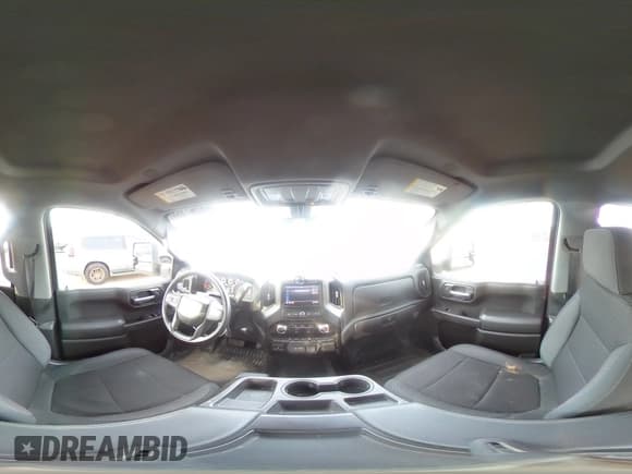 ✅ 2021 GMC Sierra 1500 • VIN: 3GTU9AEF4MG145182 • Lot: 84267464. Wystawiony na Copart z przebiegiem 88 092 mil. Bezpłatny archiwum sprzedaży aukcyjnych z USA i szczegółowy raport historii pojazdu na DreamBid. Zdjęcie 13.