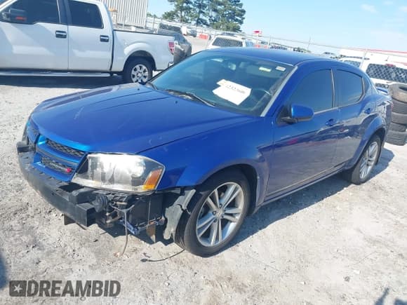 ✅ 2014 Dodge Avenger SXT • VIN: 1C3CDZCG7EN201911 • Лот: 42323606. Опубликован ранее на IAAI с пробегом 149 714 миль. Бесплатный доступ к архиву аукционных продаж из США и подробный отчёт об истории автомобиля на DreamBid. Изображение 17.