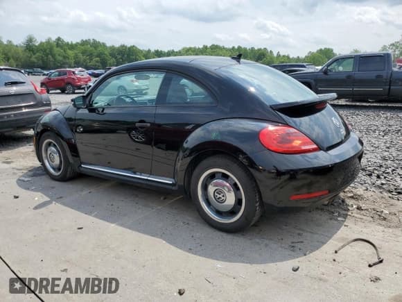 ✅ 2015 Volkswagen Beetle Fleet Edition • VIN: 3VWF17AT8FM656779 • Lot: 60291145. Listed on Copart with 42,850 mi. Free auction sales archive from the USA and detailed vehicle history report at DreamBid. Image 2.