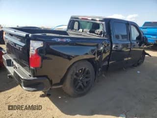 ✅ 2021 Chevrolet Silverado 1500 Custom • VIN: 1GCPYBEK5MZ211077 • Lot: 76271584. Wystawiony na Copart z przebiegiem 84 198 mil. Bezpłatny archiwum sprzedaży aukcyjnych z USA i szczegółowy raport historii pojazdu na DreamBid. Zdjęcie 3.