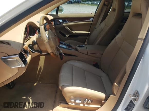 ✅ 2013 Porsche Panamera S • VIN: WP0AB2A76DL060763 • Lot: 61995675. Listed on Copart with 105,918 mi. Free auction sales archive from the USA and detailed vehicle history report at DreamBid. Image 7.