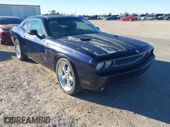 ✅ 2012 Dodge Challenger R/T Classic • VIN: 2C3CDYBT8CH158324 • Lot: 43567281. Wystawiony na IAAI z przebiegiem 146 358 mil. Bezpłatny archiwum sprzedaży aukcyjnych z USA i szczegółowy raport historii pojazdu na DreamBid. Zdjęcie 1.